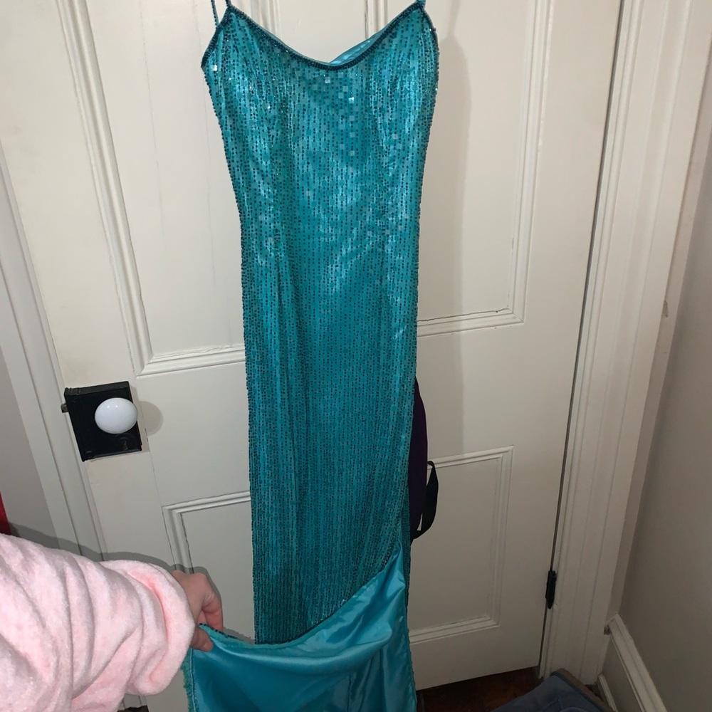 gorgeous y2k style prom dress! #y2k #vintage #prom